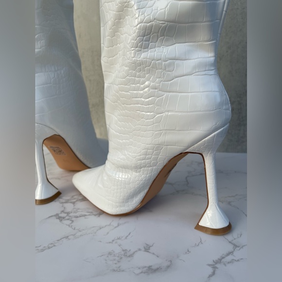 BRAND NEW w/Box Knee-High On Trend Boot. Faux Croc Print. - Picture 7 of 10